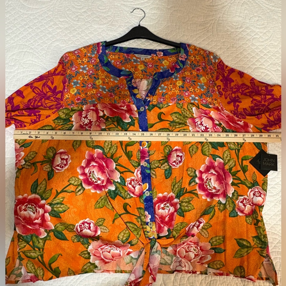 NWT - John Mark Printed Split V-Neck 3/4 Sleeve Button Front Blouse Plus-Size - Picture 11 of 12